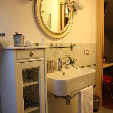 自然之彩住宿加早餐酒店 4*