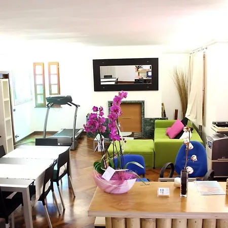 לינה וארוחת בוקר Nature Colors