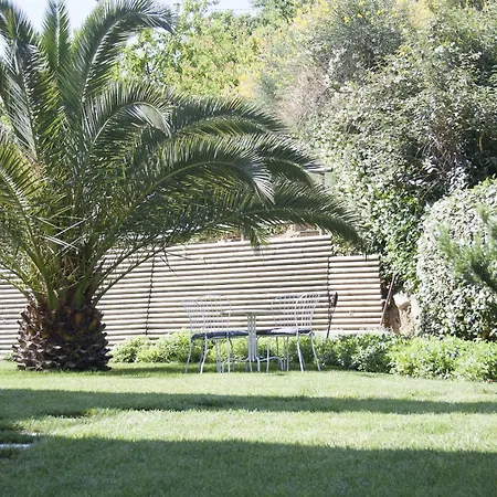 فندق مبيت وإفطار Nature Colors 4*