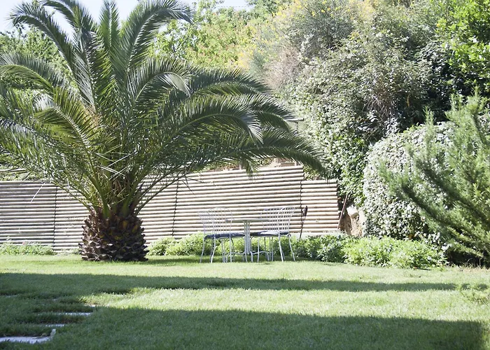 فندق مبيت وإفطار Nature Colors 4*